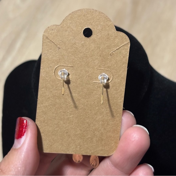 Cute Hungry/Annoyed Tabby Cat with Dangle Tail, Hook Earrings - Cute Kitty Cat - Picture 9 of 10